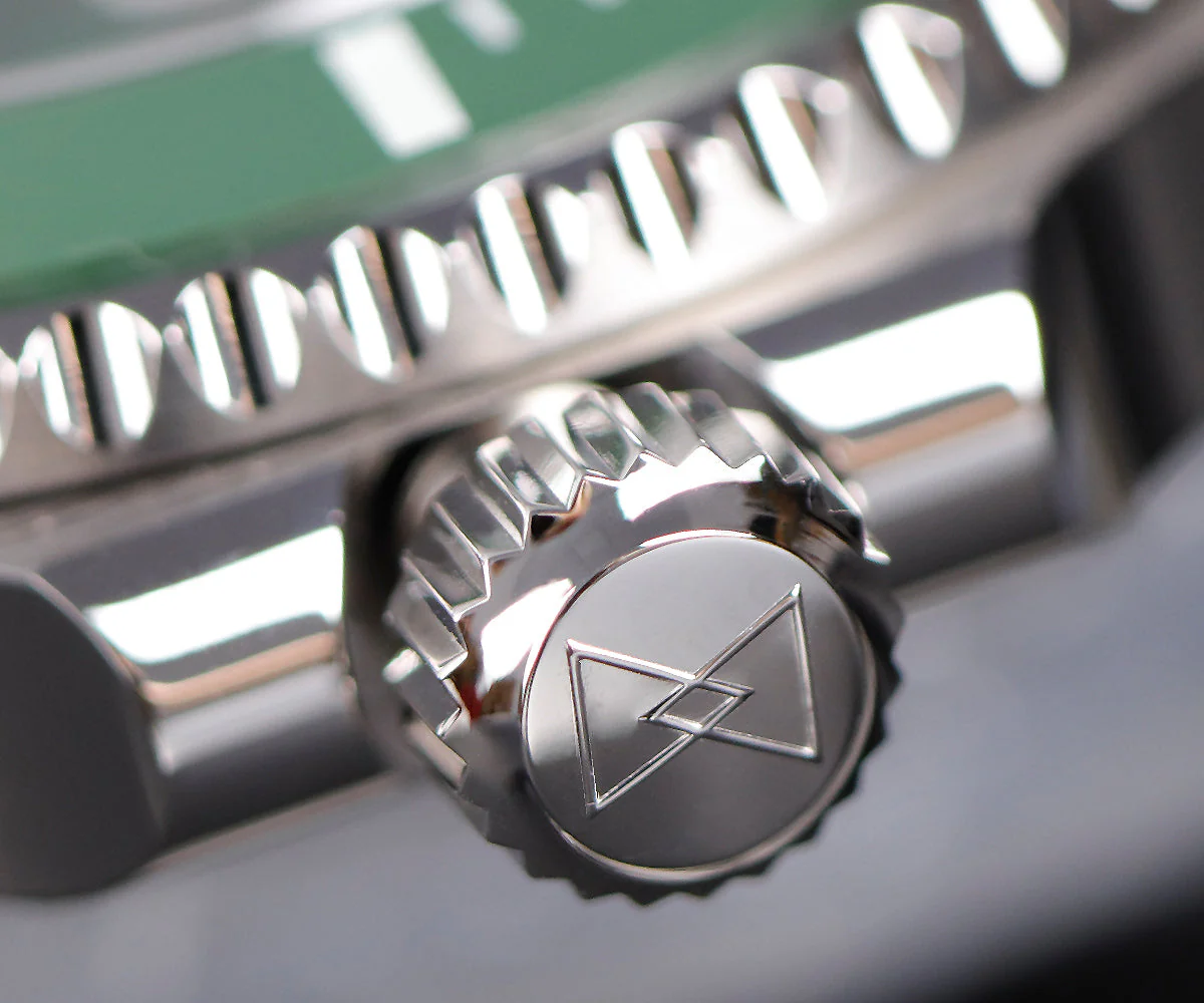 Cronos 2.5x Sub Diver NH35 Dive Watch L6015 with Calendar - Image 19