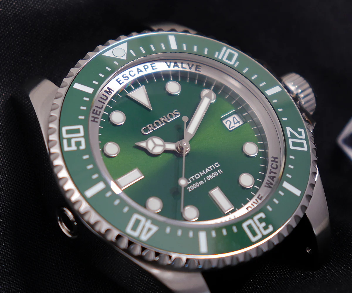 Cronos 44mm Sub Diver 2000 Meters Watch L6009M - Image 16