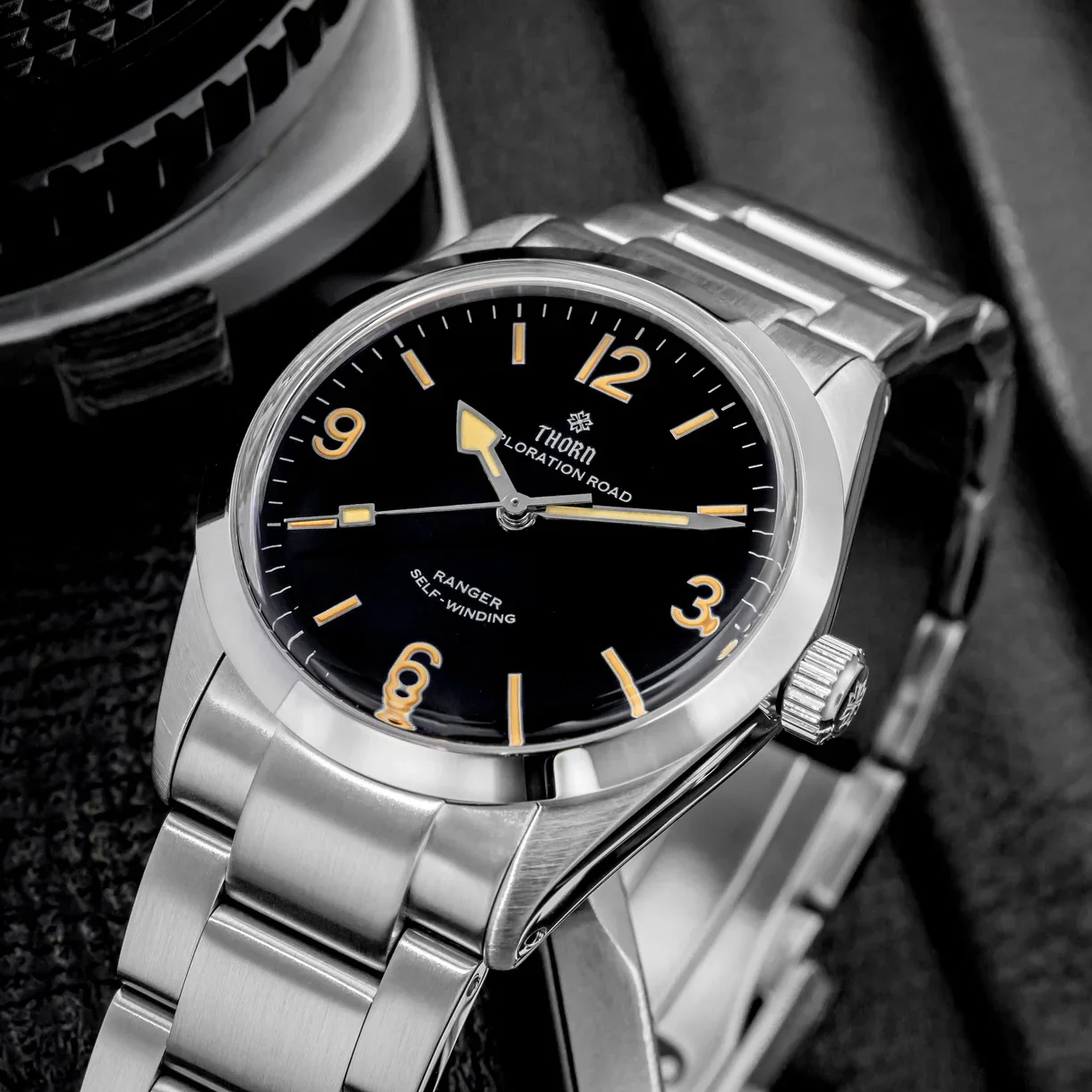 Thorn 34mm Vintage Mechanical Watch T003 - Image 12