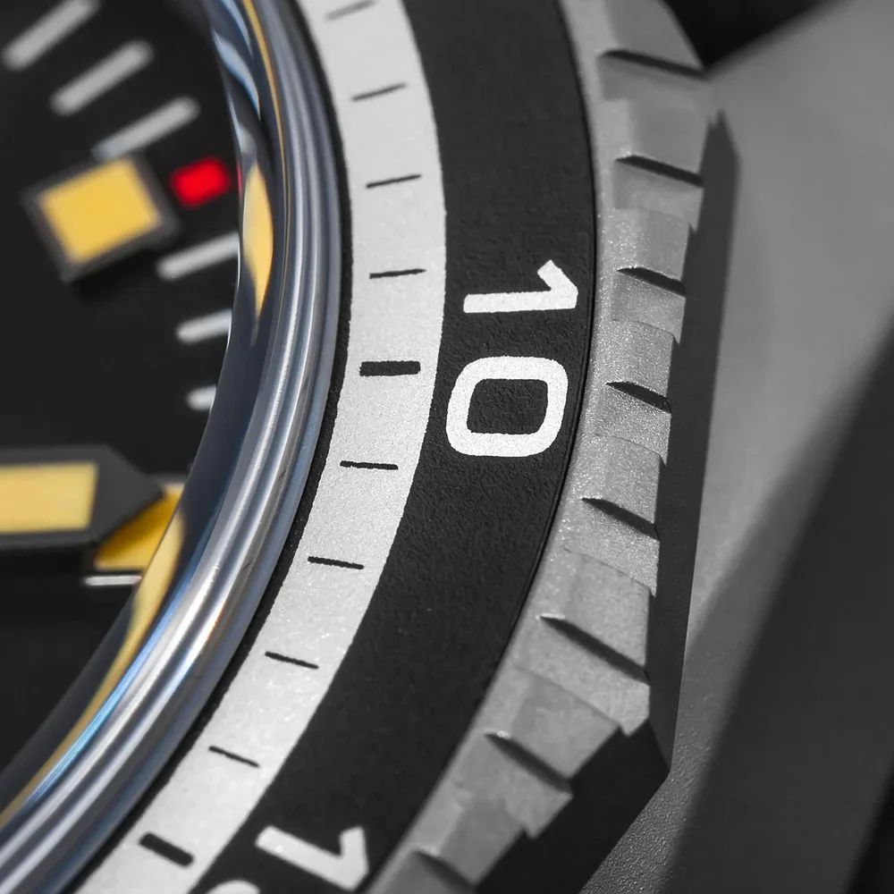 Thorn T019 Vintage Titanium Automatic Dive Watch - Image 12