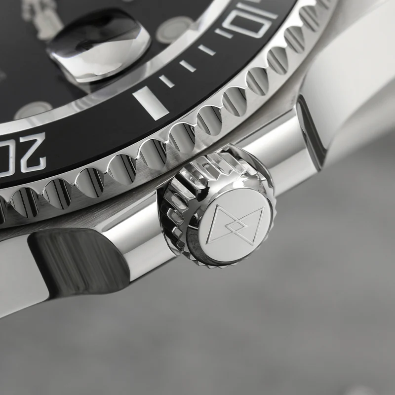 Cronos 2.5x Sub Diver NH35 Dive Watch L6015 with Calendar - Image 28