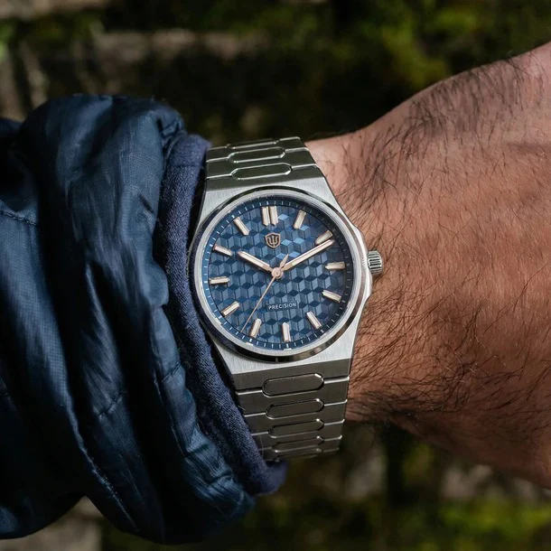 Watchdives Premier WD0016B Square-Block Faceted Dial Original Design - Image 11