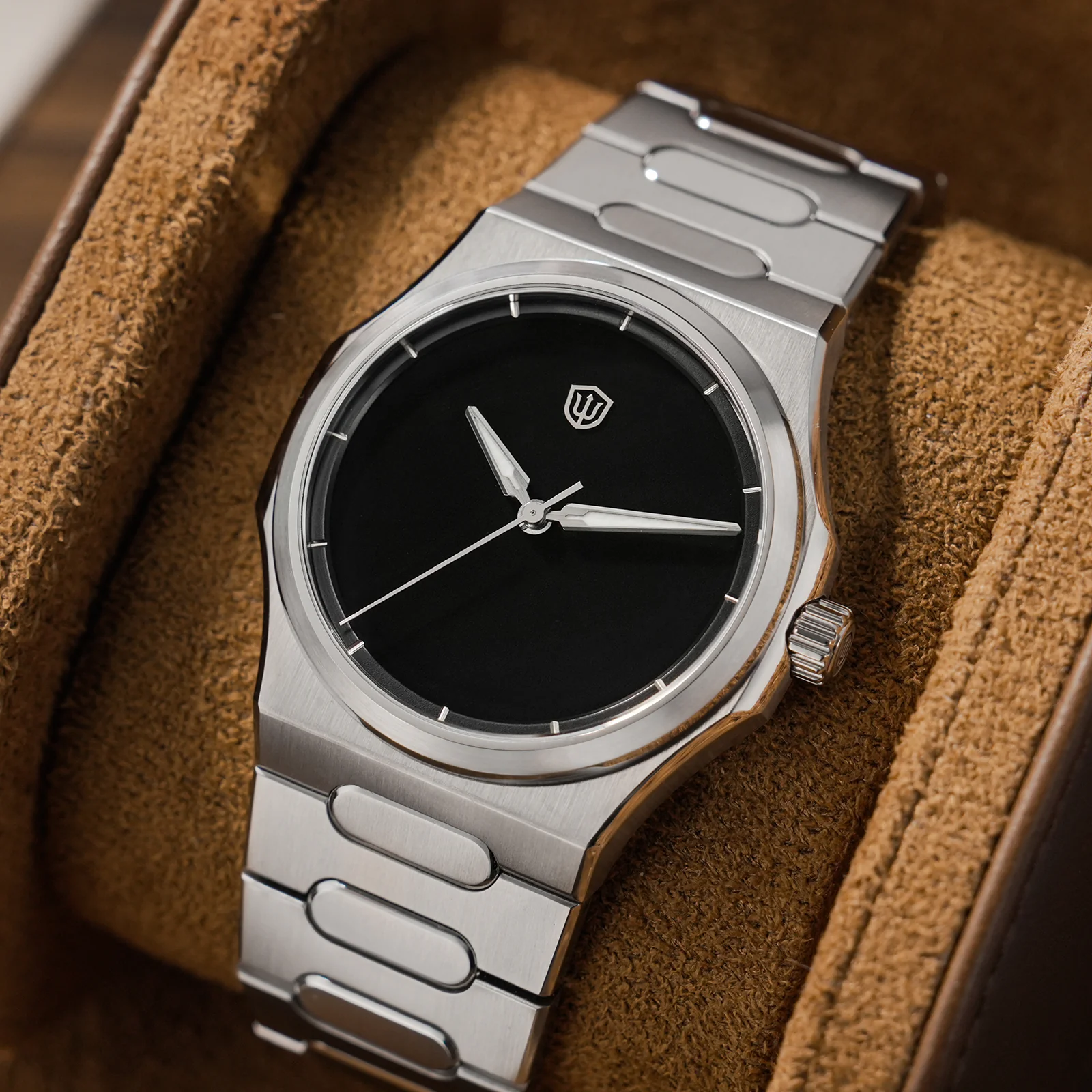 Watchdives WD0016 MUSOU Super Black — Ultra Light-Absorbing Dial - Image 3